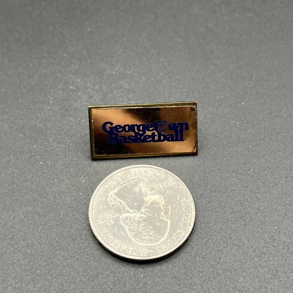 Georgetown‎ Basketball Gold Tone Lapel Hat Pin